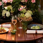 Sofitel Paris Arc De Triomphe