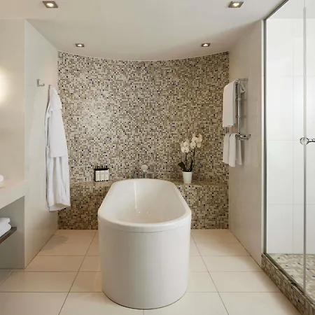 Sofitel Arc De Triomphe Paris