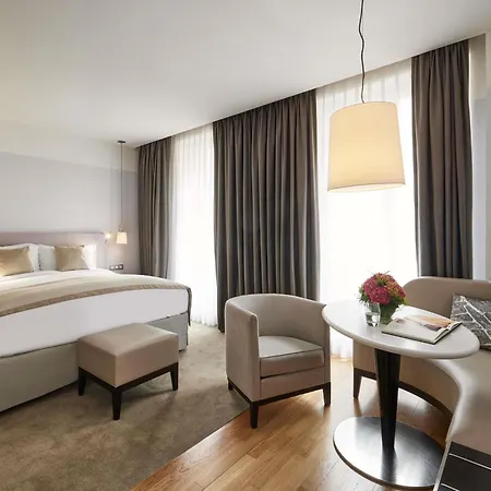 Sofitel Arc De Triomphe Hotel Paris