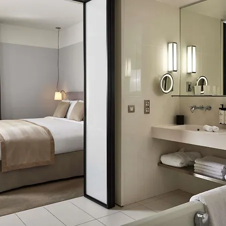 Hotel Sofitel Arc De Triomphe Paris