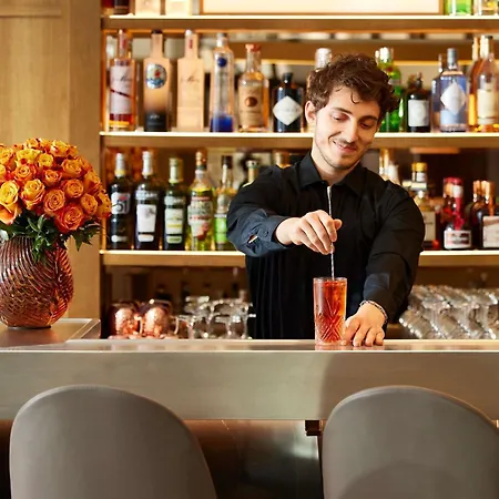 Sofitel Arc De Triomphe Hotel 5*