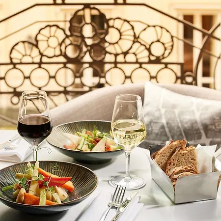 Sofitel Arc De Triomphe Hotel Parigi