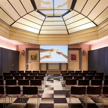 Sofitel Arc De Triomphe