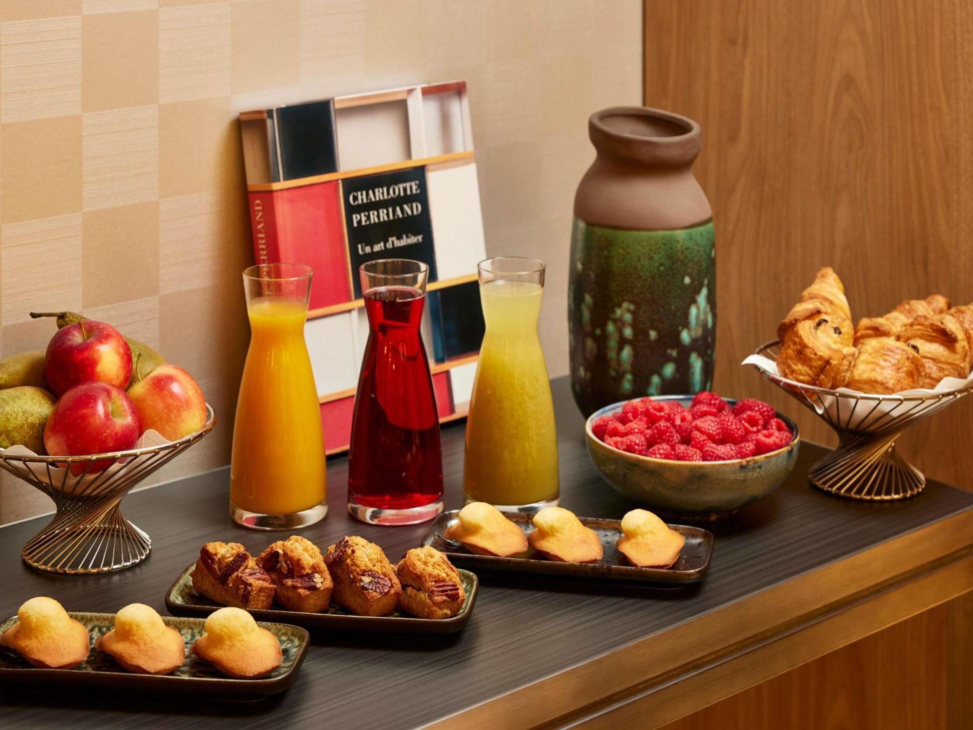 Sofitel Arc De Triomphe 5* Parigi