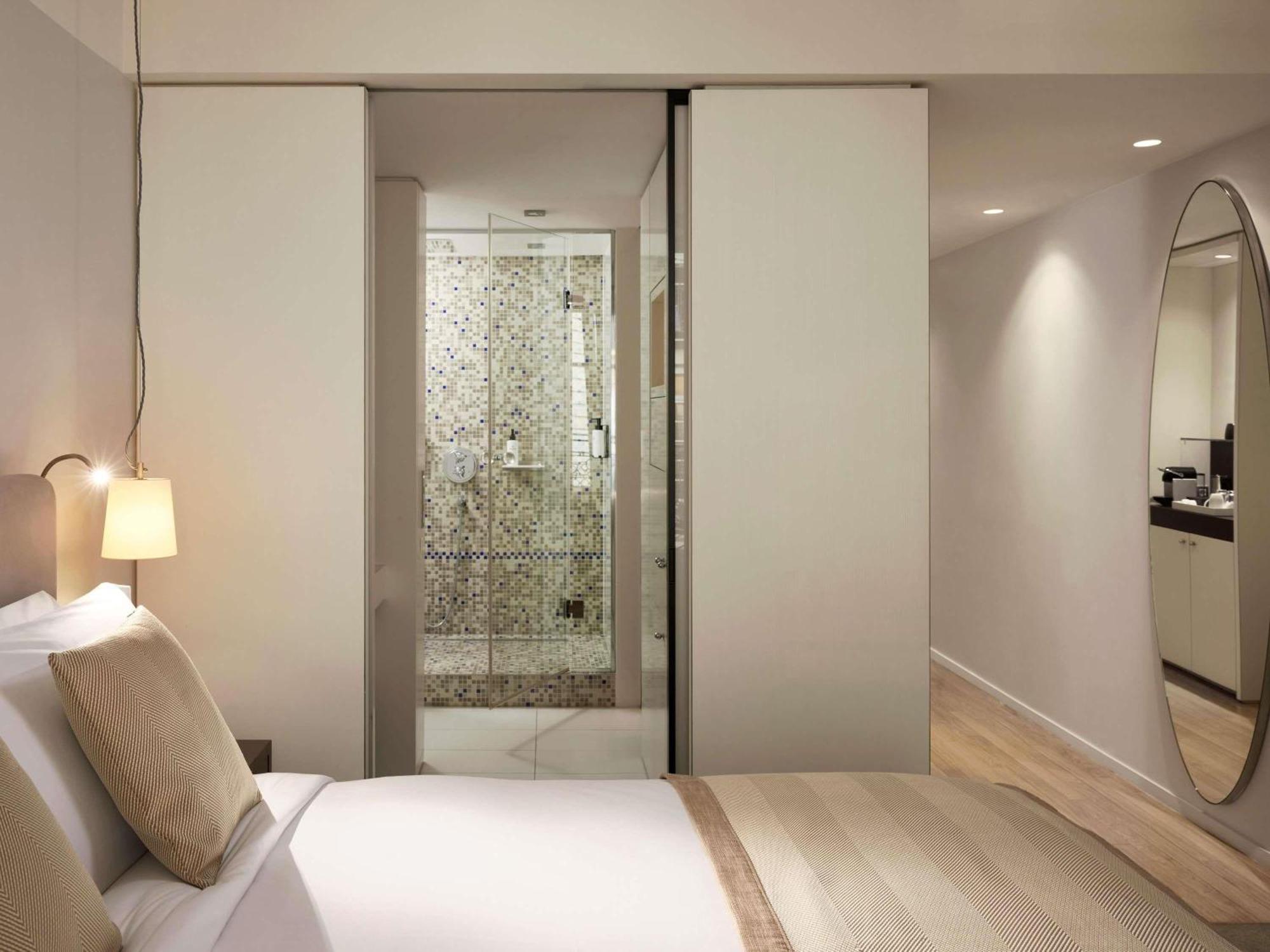 Hotel Sofitel Arc De Triomphe