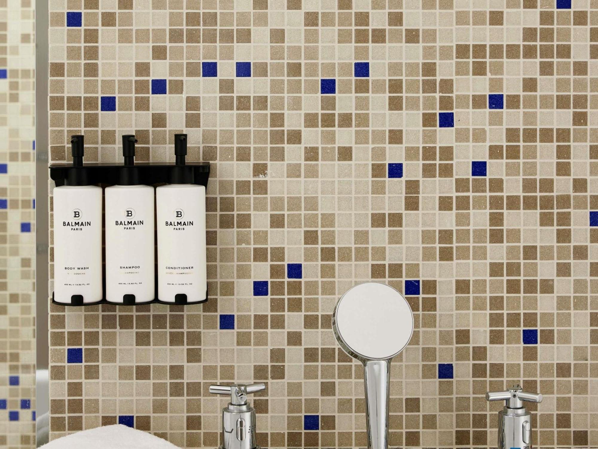 Sofitel Arc De Triomphe 5* Parigi