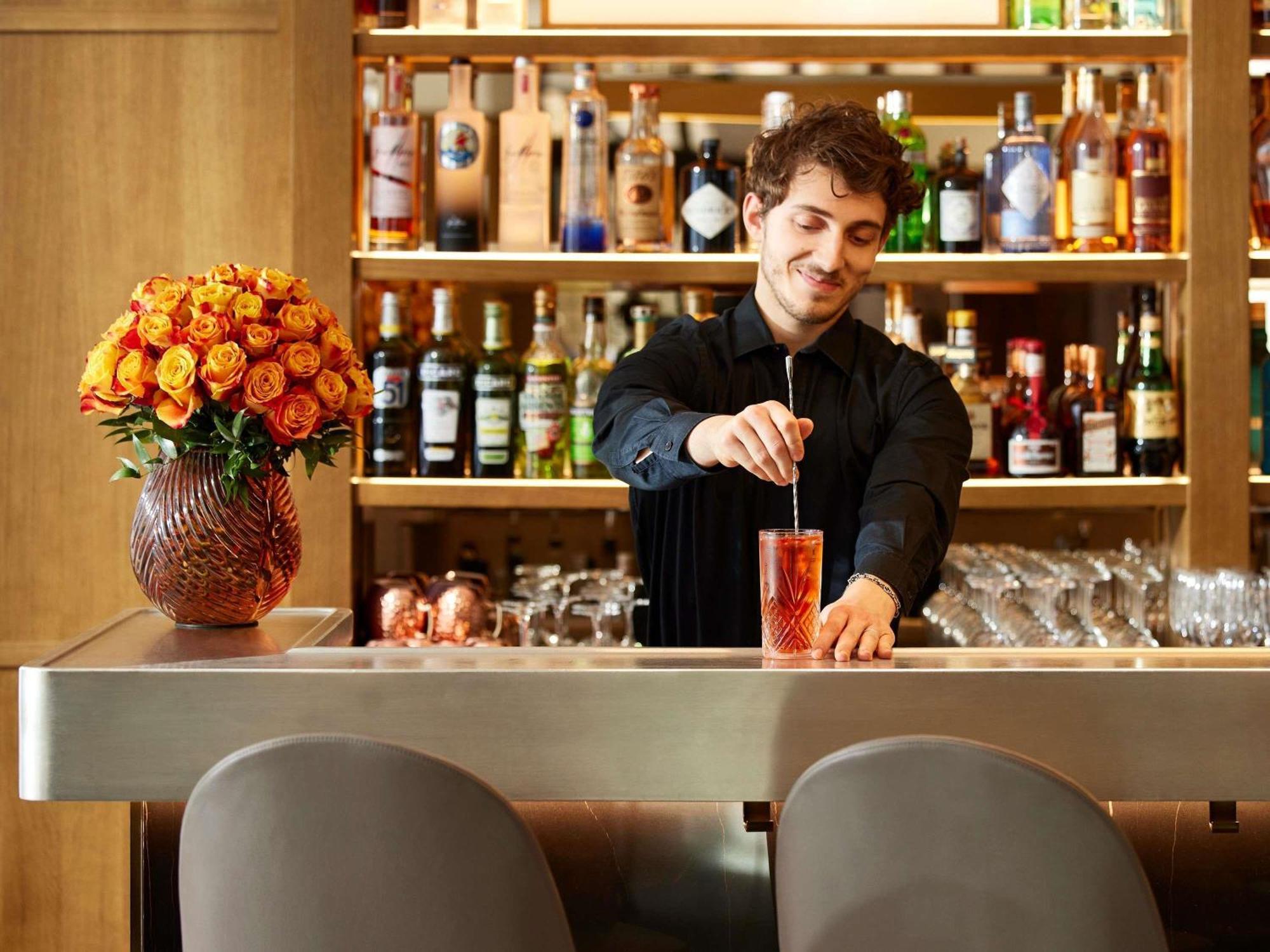 Hotel Sofitel Arc De Triomphe Parigi