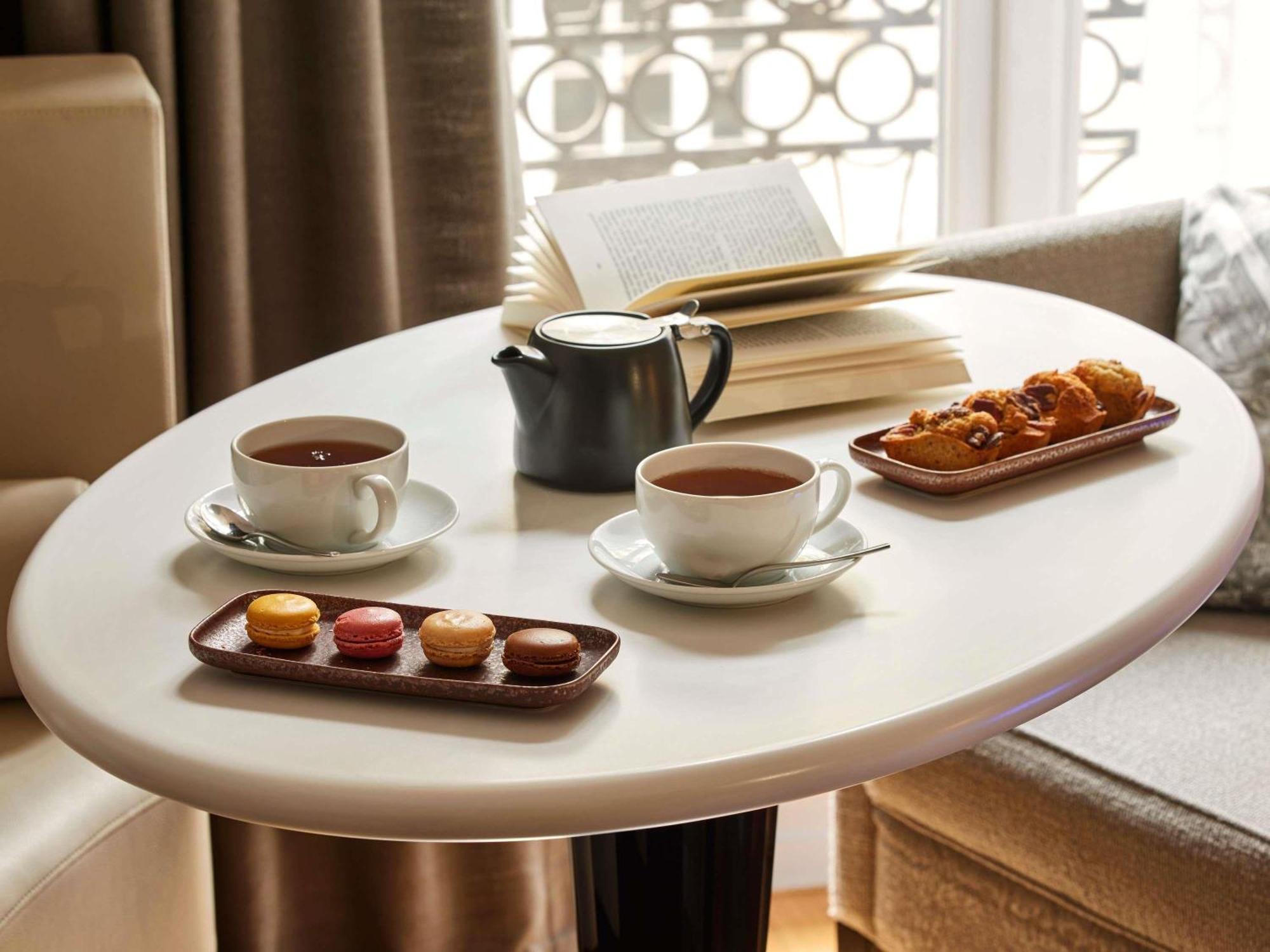 Hotel Sofitel Arc De Triomphe 5*
